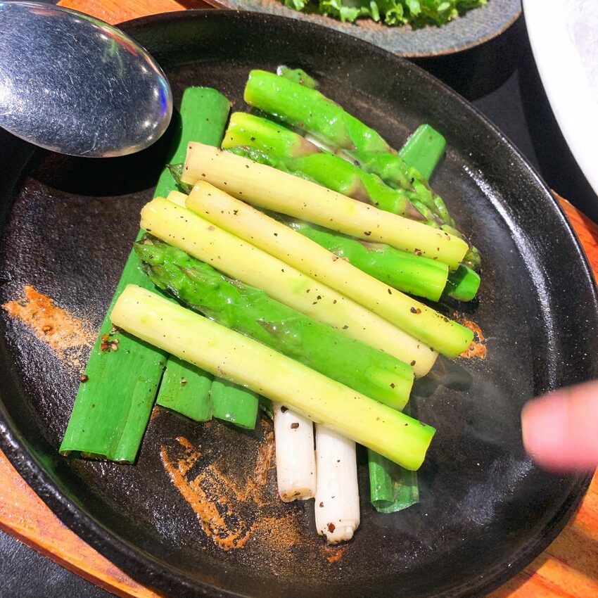 新東南海鮮餐廳 松山店│超新鮮的海鮮饗宴。台北美食 - 丹尼的吃喝玩樂