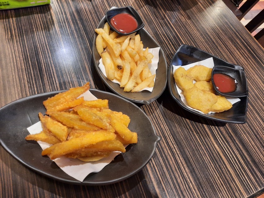 台中豐原美食推薦「糕糕在尚」韓式料理吃到飽！肉品飲料小菜無限供應~還有韓服體驗拍網美照!