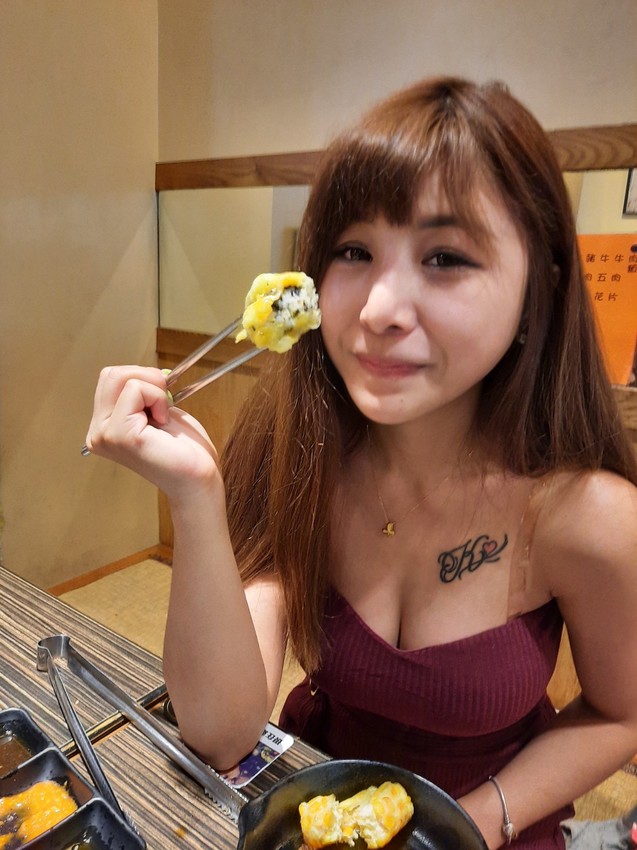 台中豐原美食推薦「糕糕在尚」韓式料理吃到飽！肉品飲料小菜無限供應~還有韓服體驗拍網美照!