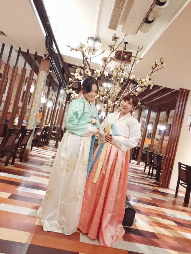 台中豐原美食推薦「糕糕在尚」韓式料理吃到飽！肉品飲料小菜無限供應~還有韓服體驗拍網美照!