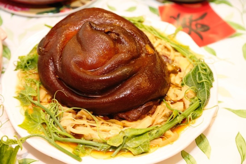 2020年菜,上網預訂,台中名店,台味櫻花蝦米糕,富貴筍絲燒蹄膀,年菜預購,有春年菜,有春茶館,紅糖年年步步糕,花雕御品鮮活蝦,酒家魷魚螺肉蒜,黃金蟲草燉烏雞 @VIVIYU小世界