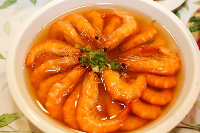 2020年菜,上網預訂,台中名店,台味櫻花蝦米糕,富貴筍絲燒蹄膀,年菜預購,有春年菜,有春茶館,紅糖年年步步糕,花雕御品鮮活蝦,酒家魷魚螺肉蒜,黃金蟲草燉烏雞 @VIVIYU小世界