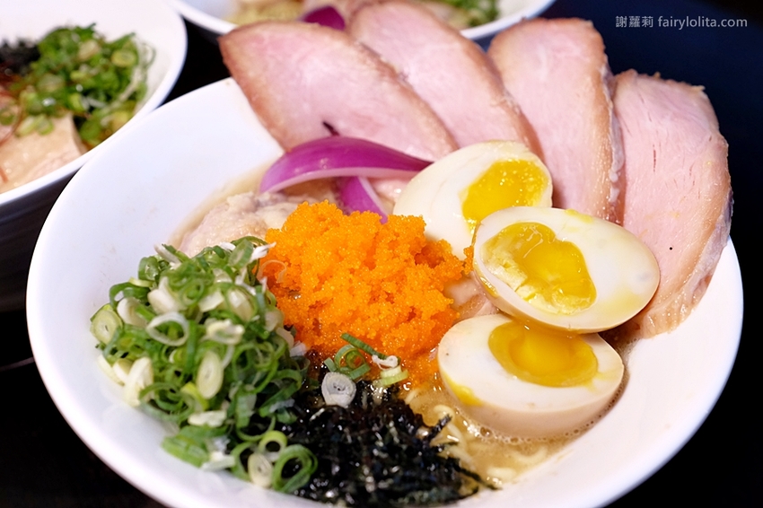 台中美食 | 麵屋聚。宵夜限定!隱藏版深夜系日式拉麵,一天只賣5小時! @蹦啾♥謝蘿莉 La vie heureuse