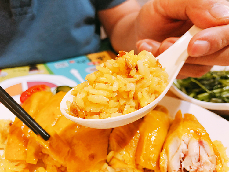 星島海南雞飯,海南雞飯,咖哩,肉骨茶,松山區美食,我不是他媽媽,南洋料理,凍檸茶,絲襪奶茶,五分埔商圈,五分埔美食,星馬美食,松山火車站,慈祐宮