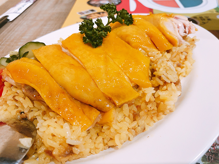 星島海南雞飯,海南雞飯,咖哩,肉骨茶,松山區美食,我不是他媽媽,南洋料理,凍檸茶,絲襪奶茶,五分埔商圈,五分埔美食,星馬美食,松山火車站,慈祐宮