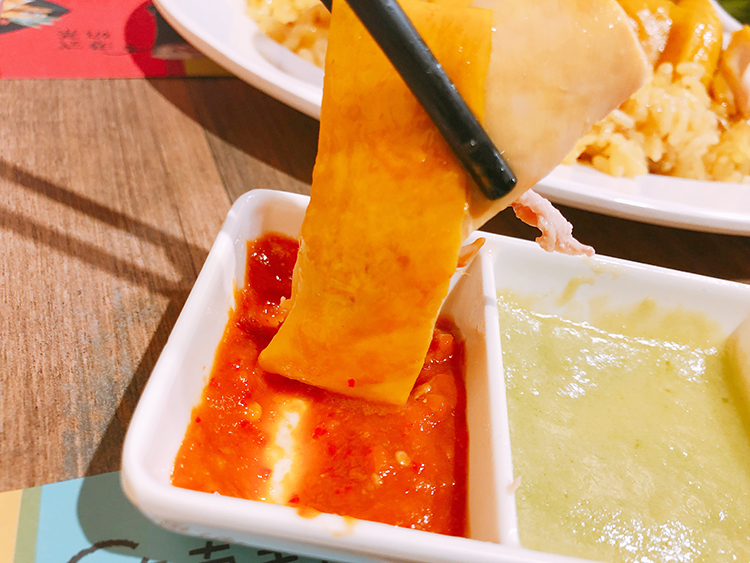 星島海南雞飯,海南雞飯,咖哩,肉骨茶,松山區美食,我不是他媽媽,南洋料理,凍檸茶,絲襪奶茶,五分埔商圈,五分埔美食,星馬美食,松山火車站,慈祐宮