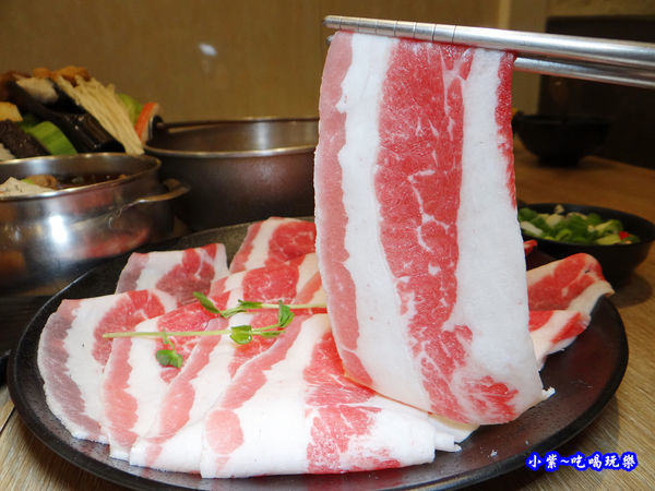 特選牛五花-得記麻辣火鍋安居總店 (1).jpg