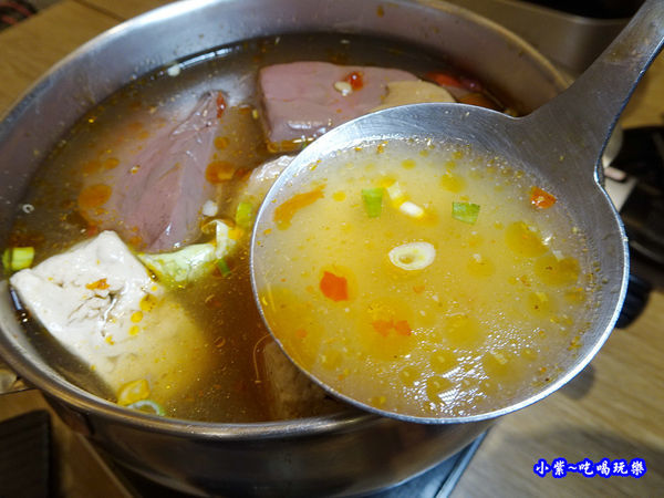 五更腸旺鍋-得記麻辣火鍋安居總店 (6).jpg