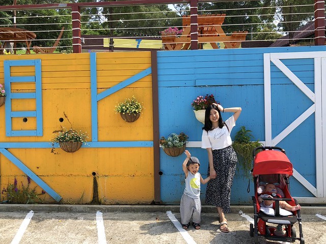 。桃園食記。7號驛站-超可愛動物拉花、乾淨大沙坑。大溪親子餐廳