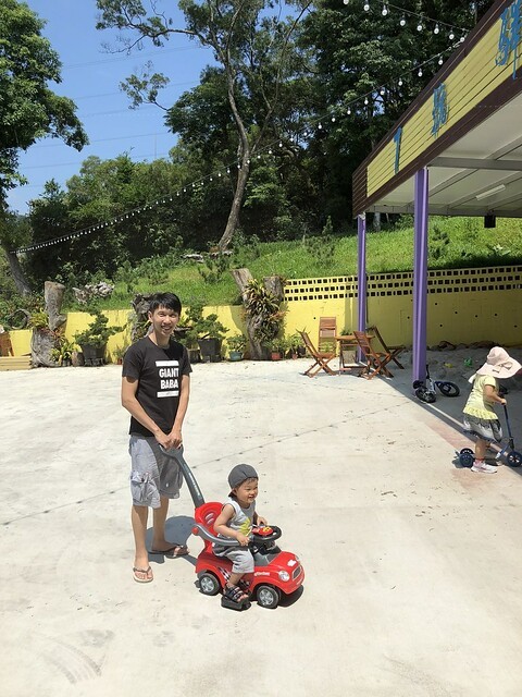 。桃園食記。7號驛站-超可愛動物拉花、乾淨大沙坑。大溪親子餐廳