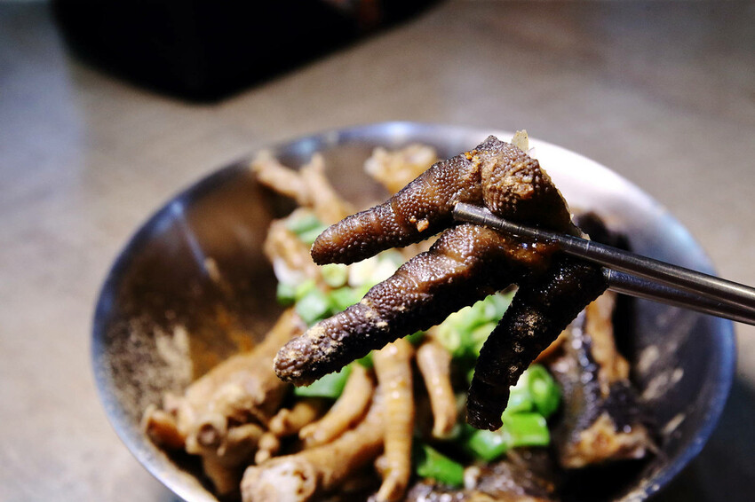 空軍三重一村附近餐廳，美鳳滷味，非凡大探索採訪過的三重美食，