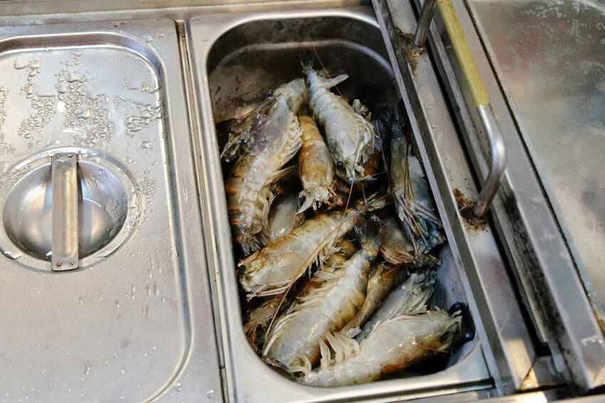 空軍三重一村附近餐廳，美鳳滷味，非凡大探索採訪過的三重美食，