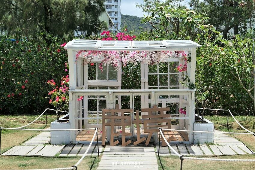 旅遊。屏東★南臺灣的小奈良 鹿境梅花鹿生態園區 拎著牧草來餵鹿 - 妮妮˙ˇ˙用類單記錄生活!!