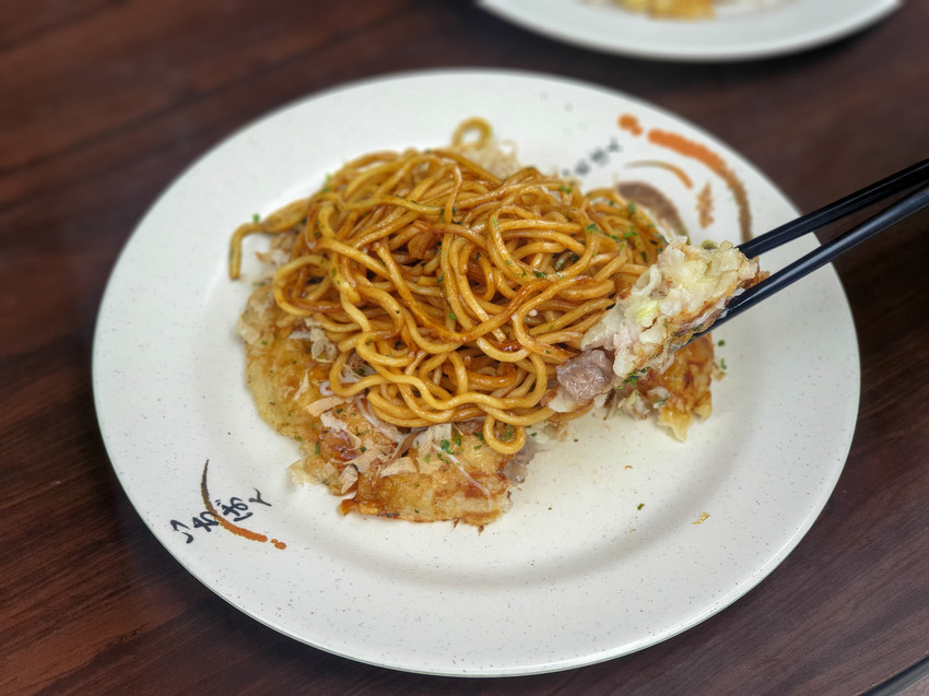 台北美食||紅葉日式愛好燒 お好み焼もみじ-古亭巷弄裡的小日本，用餐時間總是爆滿的正宗大阪燒||中正區、古亭美食