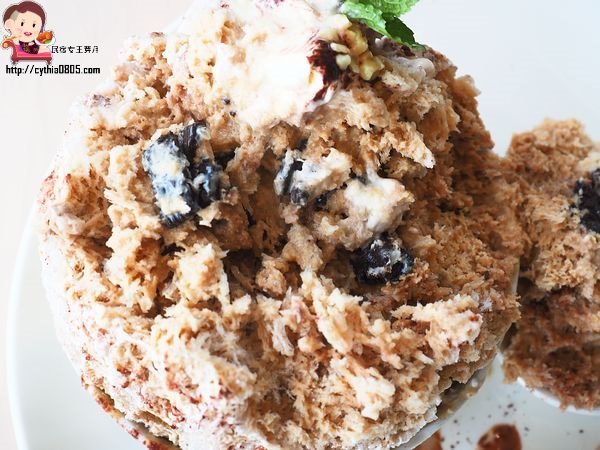 桃園中壢美食-花居樂花坊-在花店裡吃冰，在花店裡與你相遇 @民宿女王芽月-美食.旅遊.全台趴趴走