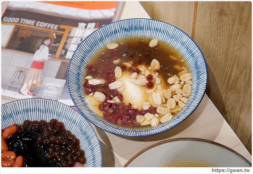 手工嫩仙草每天限量50碗,三種配料一個銅板有找!