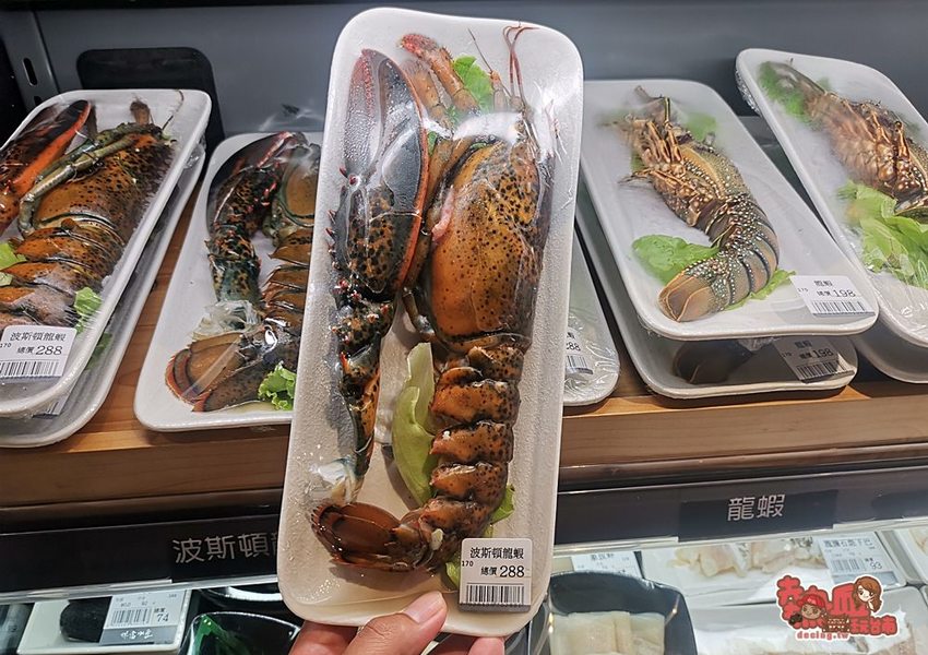 來超市吃火鍋囉!百貨公司內的火鍋宵夜場,想吃啥自己拿:祥富水產 - 熱血玩台南。跳躍新世界