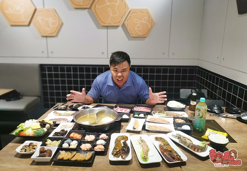 來超市吃火鍋囉!百貨公司內的火鍋宵夜場,想吃啥自己拿:祥富水產 - 熱血玩台南。跳躍新世界