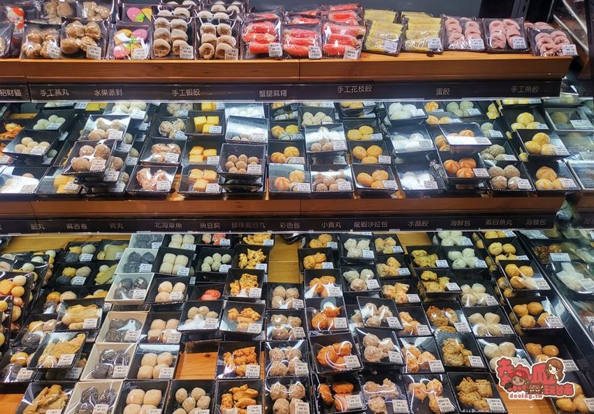 來超市吃火鍋囉!百貨公司內的火鍋宵夜場,想吃啥自己拿:祥富水產 - 熱血玩台南。跳躍新世界