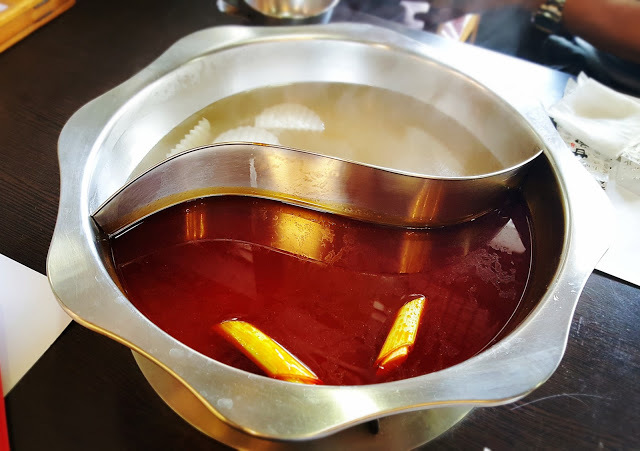 Food｜台南善化｜甘家院子－鍋底吃到飽，湯頭好有層次香氣四溢的川味麻辣火鍋