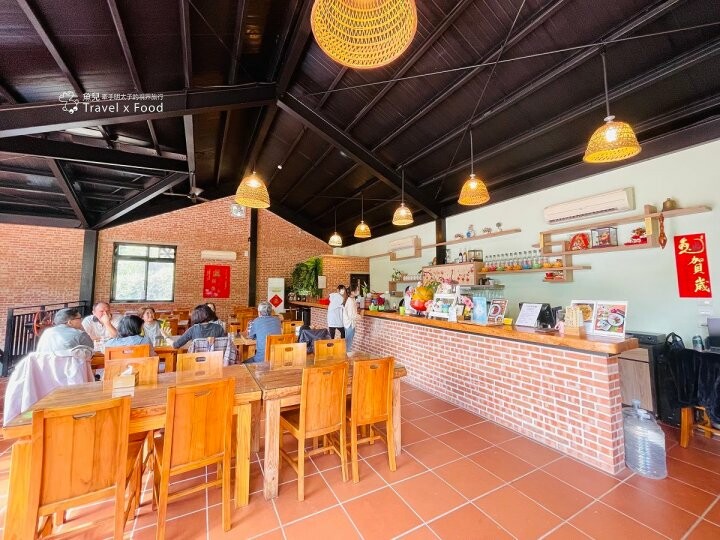 生態、景觀、餐飲與窯烤披薩DIY🍕。農場最高處的咖啡館,九芎湖照咖雅品 @魚兒 x 牽手明太子的「視」界旅行