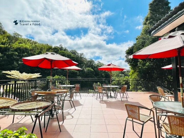 生態、景觀、餐飲與窯烤披薩DIY🍕。農場最高處的咖啡館,九芎湖照咖雅品 @魚兒 x 牽手明太子的「視」界旅行