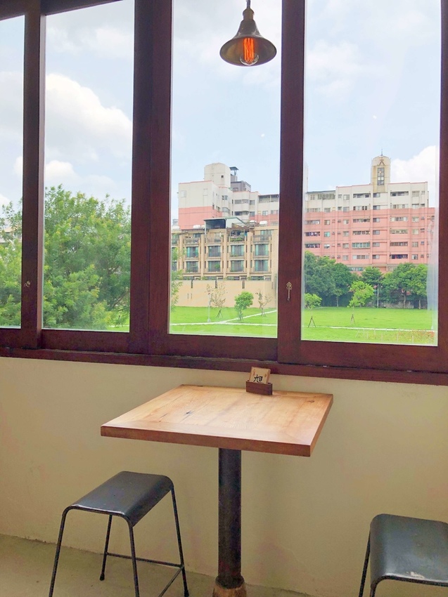 【台中北區】Overture序曲 散策65☞在愜意的午後揭開序幕,一起享受甜點們在口中彈奏神秘多變的樂章吧!