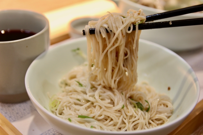 [台北]東門站永康街美食推薦 龍涎居好湯 傳說中的好喝剝皮辣椒雞湯