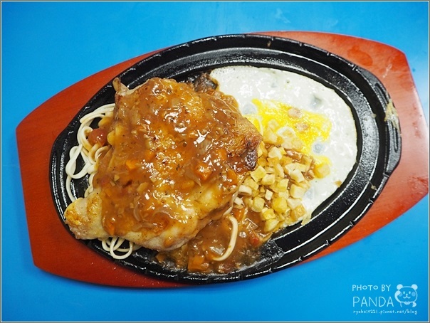 大哥很愛吃牛排 (25)