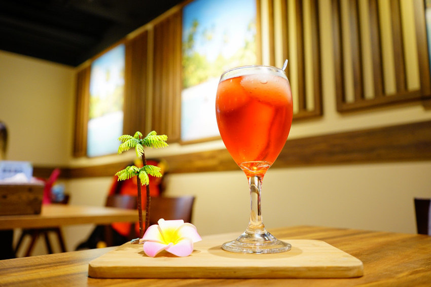 台北｜大直美食 老椰兄新泰式料理(ATT 4 Recharge) 泰式打拋豬冰花煎餃、南洋火鍋、泰國椰子冰推薦！