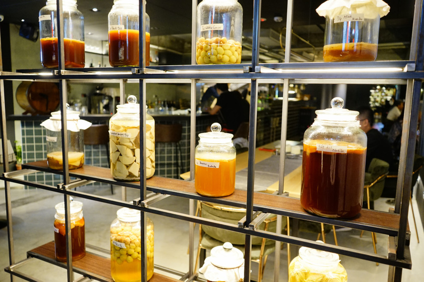 台北｜ULV Restaurant and Bar 康普茶調酒、發酵調酒 東區特色酒吧推薦！