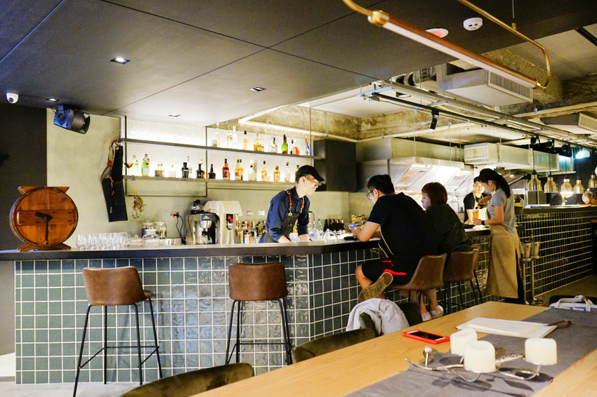 台北｜ULV Restaurant and Bar 康普茶調酒、發酵調酒 東區特色酒吧推薦！