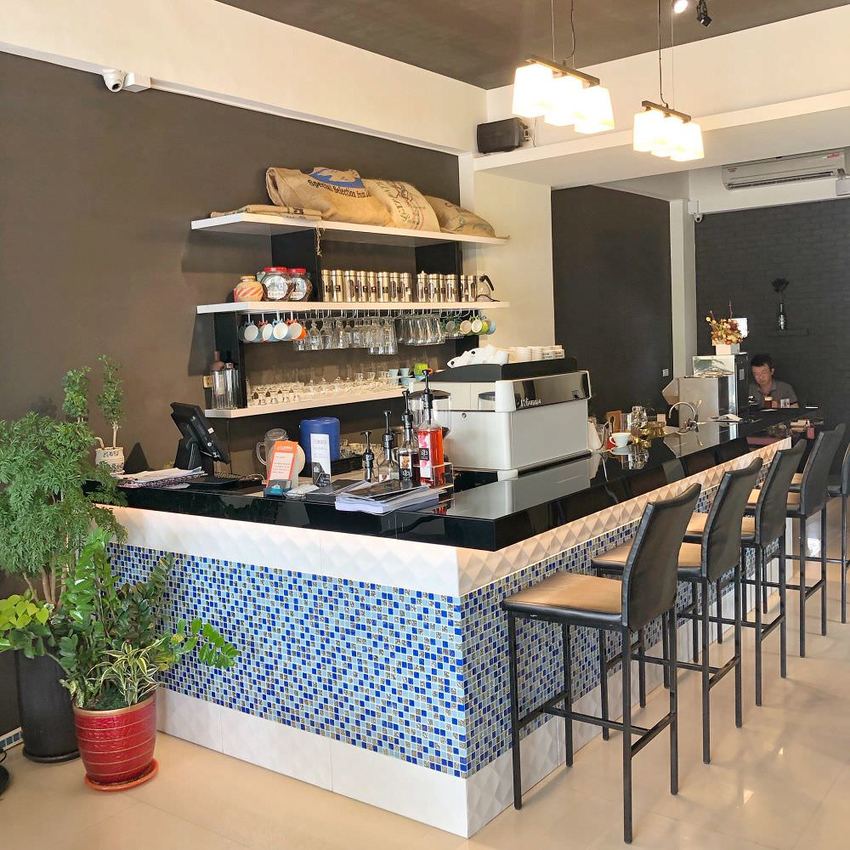 台南美食【巴薩爵斯】北區質感義式料理 義大利麵/燉飯/鬆餅 時尚高雅的氣氛是你聚餐的好選擇 | 小白只饗ㄔ美食