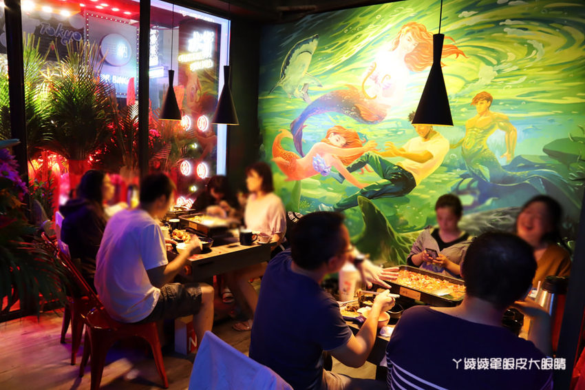 新竹美食宵夜推薦水貨烤魚!四川重慶麻辣烤魚火鍋,超夯夜店風裝潢嗨翻新竹