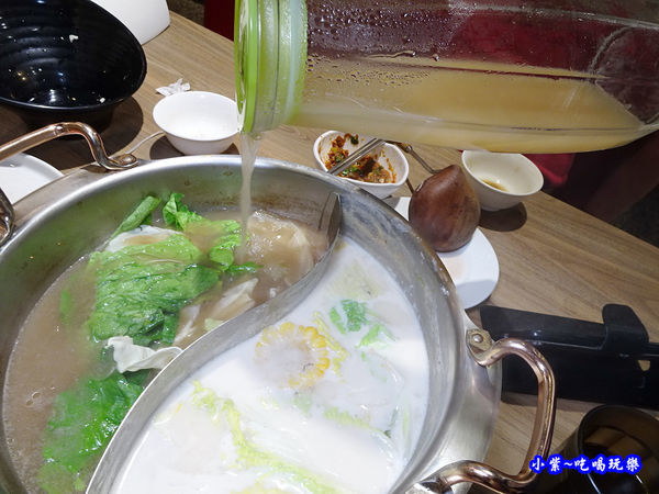 黑蒜肉骨鍋-澤鍋物 (3).jpg