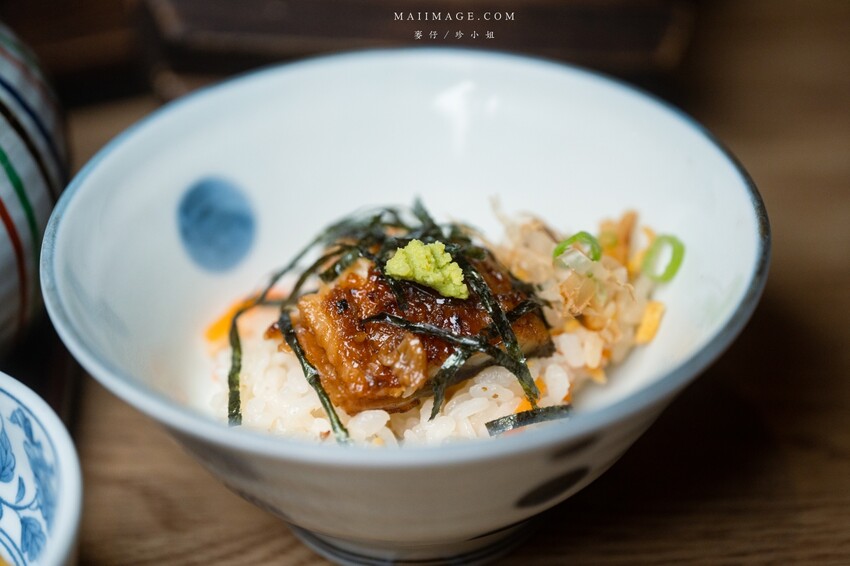 台北美食｜鳥丈爐端燒 x 新富町鰻魚釜飯套餐四吃～來自日本宮崎縣的頂級食材，聽莫札特的吻仔魚你吃過嗎？