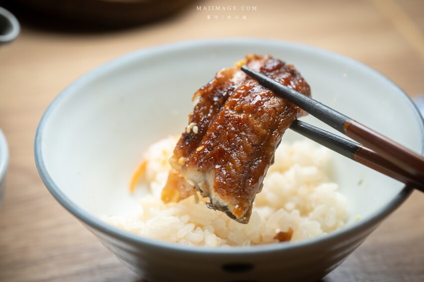 台北美食｜鳥丈爐端燒 x 新富町鰻魚釜飯套餐四吃～來自日本宮崎縣的頂級食材，聽莫札特的吻仔魚你吃過嗎？