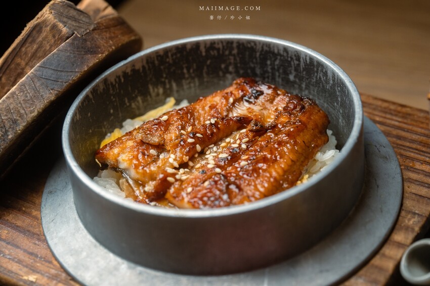 台北美食｜鳥丈爐端燒 x 新富町鰻魚釜飯套餐四吃～來自日本宮崎縣的頂級食材，聽莫札特的吻仔魚你吃過嗎？