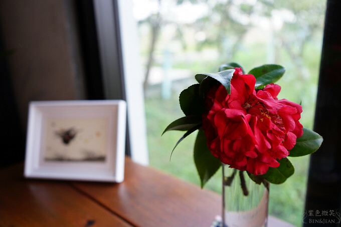 宜蘭縣員山鄉宜蘭員山》小院子咖啡 畫廊 ~帶點居家風味與藝術氣息的咖啡廳