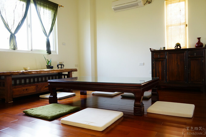 宜蘭縣員山鄉宜蘭員山》小院子咖啡 畫廊 ~帶點居家風味與藝術氣息的咖啡廳