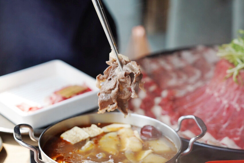 挑戰388元吃到飽！自助百匯上百種選擇！CP值爆高鍋物店