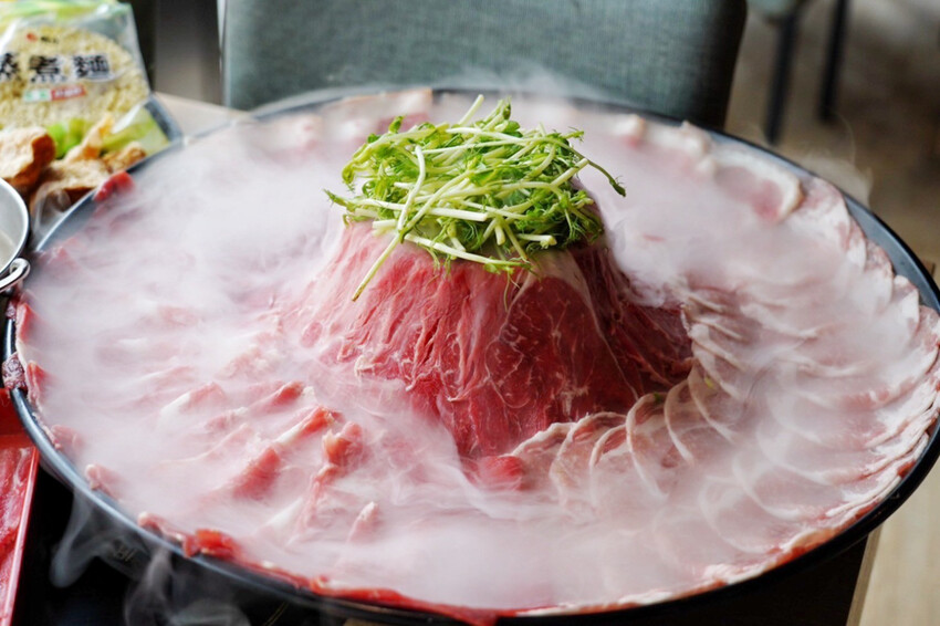 挑戰388元吃到飽！自助百匯上百種選擇！CP值爆高鍋物店