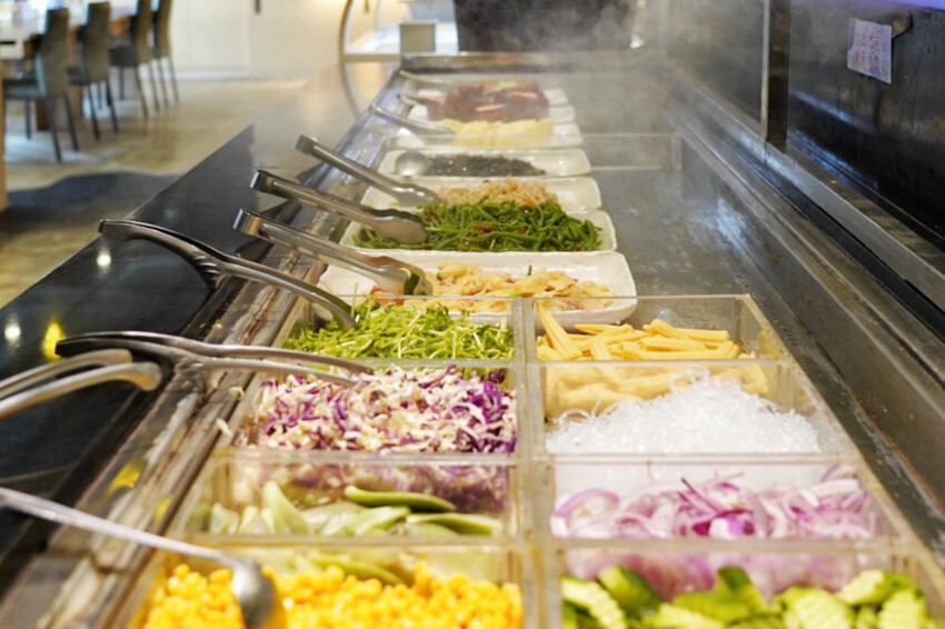 挑戰388元吃到飽！自助百匯上百種選擇！CP值爆高鍋物店