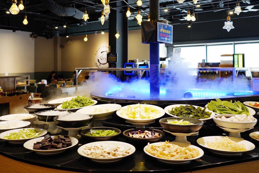 挑戰388元吃到飽！自助百匯上百種選擇！CP值爆高鍋物店