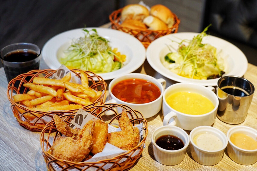 老字號牛排推出新活動！現煎北海道生食級干貝只要19元！每人每客最多爽吃6顆～