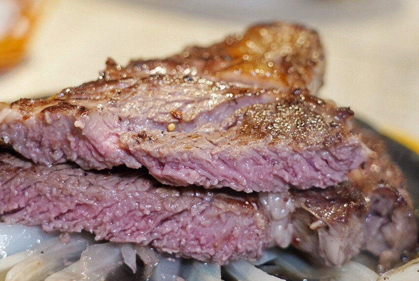 老字號牛排推出新活動！現煎北海道生食級干貝只要19元！每人每客最多爽吃6顆～