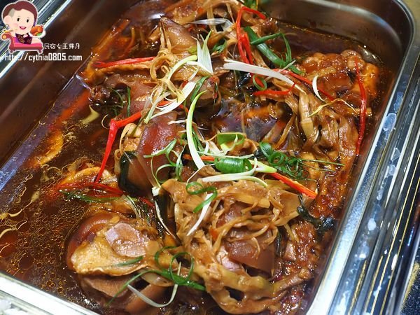 桃園ATT筷食尚美食-鬥牛士二鍋桃園食尚店-平日中午318元吃到飽,超浮誇大仙肉盤每天只限量五組啊!!! (邀約) @民宿女王芽月-美食.旅遊.全台趴趴走