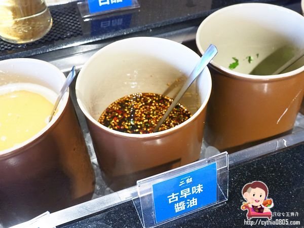 桃園ATT筷食尚美食-鬥牛士二鍋桃園食尚店-平日中午318元吃到飽,超浮誇大仙肉盤每天只限量五組啊!!! (邀約) @民宿女王芽月-美食.旅遊.全台趴趴走