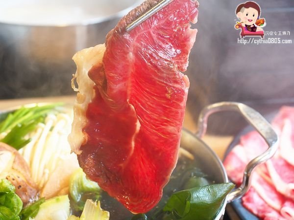 桃園ATT筷食尚美食-鬥牛士二鍋桃園食尚店-平日中午318元吃到飽,超浮誇大仙肉盤每天只限量五組啊!!! (邀約) @民宿女王芽月-美食.旅遊.全台趴趴走