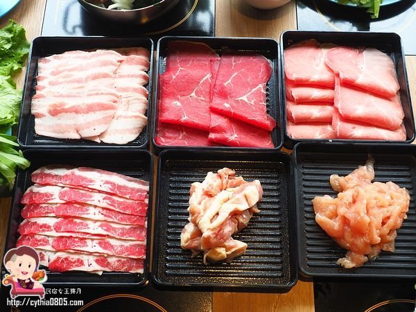 桃園ATT筷食尚美食-鬥牛士二鍋桃園食尚店-平日中午318元吃到飽,超浮誇大仙肉盤每天只限量五組啊!!! (邀約) @民宿女王芽月-美食.旅遊.全台趴趴走